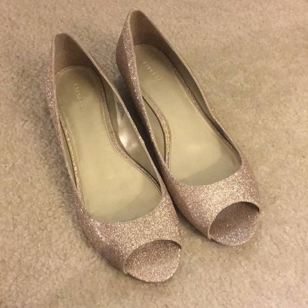 Express Light Gold Glittery Wedges